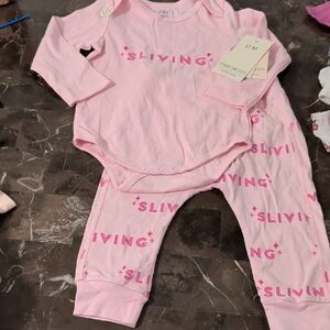 🆕 ParisHilton Baby Outfit